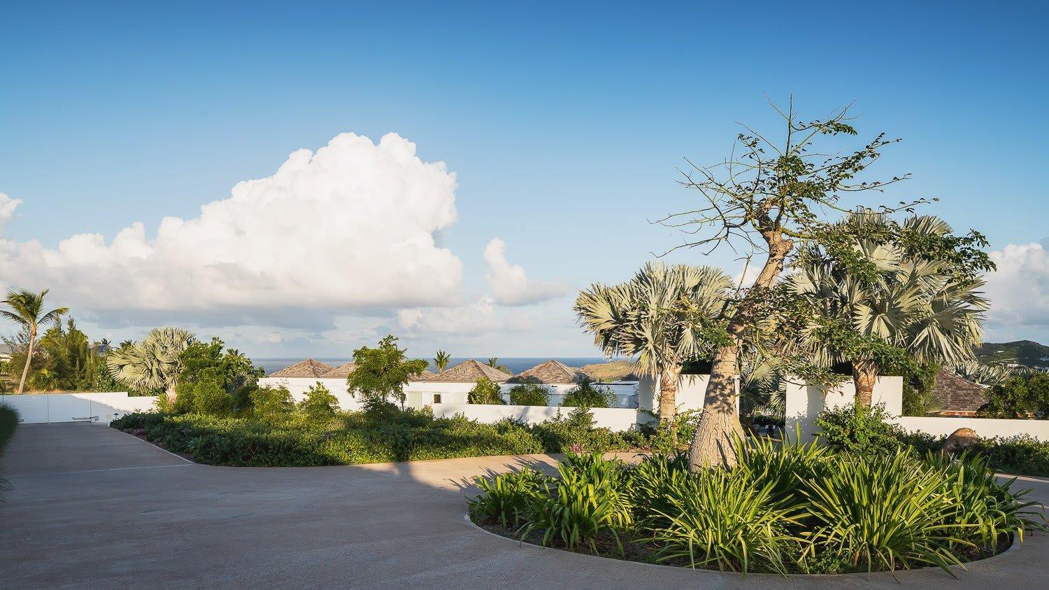 Ideally Located Prestigious Villa Toiny Екстер'єр фото