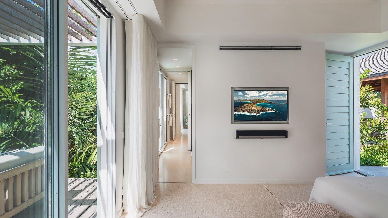 Ideally Located Prestigious Villa Toiny Екстер'єр фото